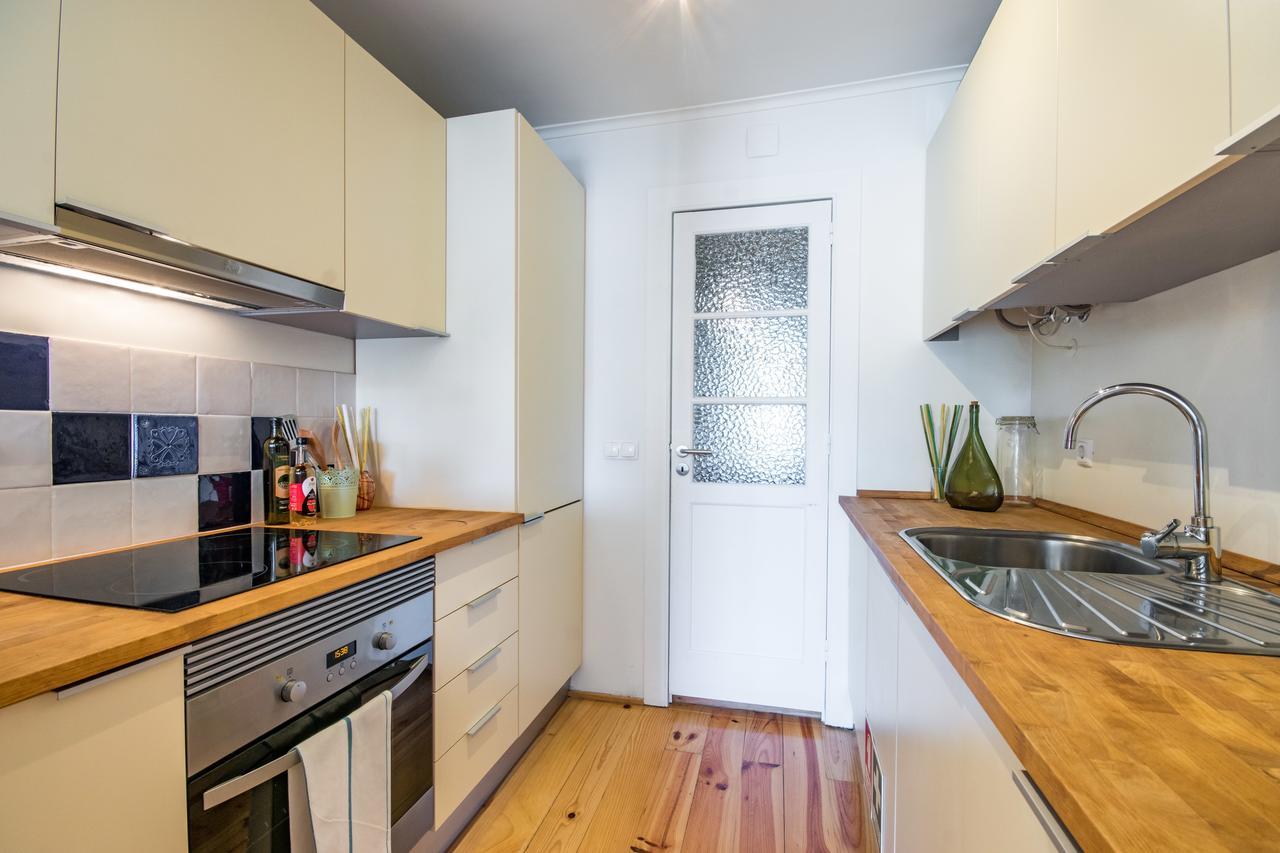 Charming Apartments In The Heart Of Lisabona Exterior foto